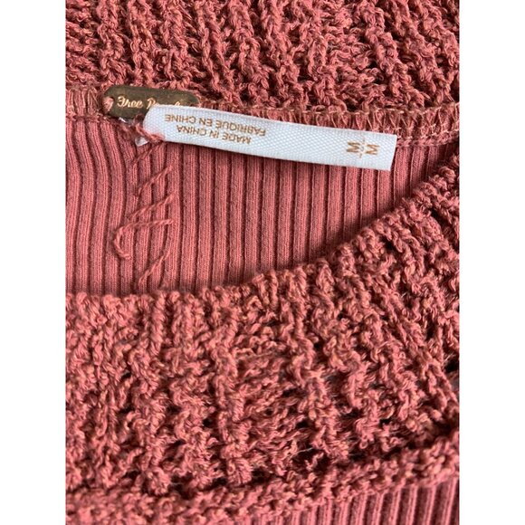 Free People Cuffing Season Red Crochet Sleeve Top Bell Sleeves Size M 7369 EUC - Picture 10 of 10